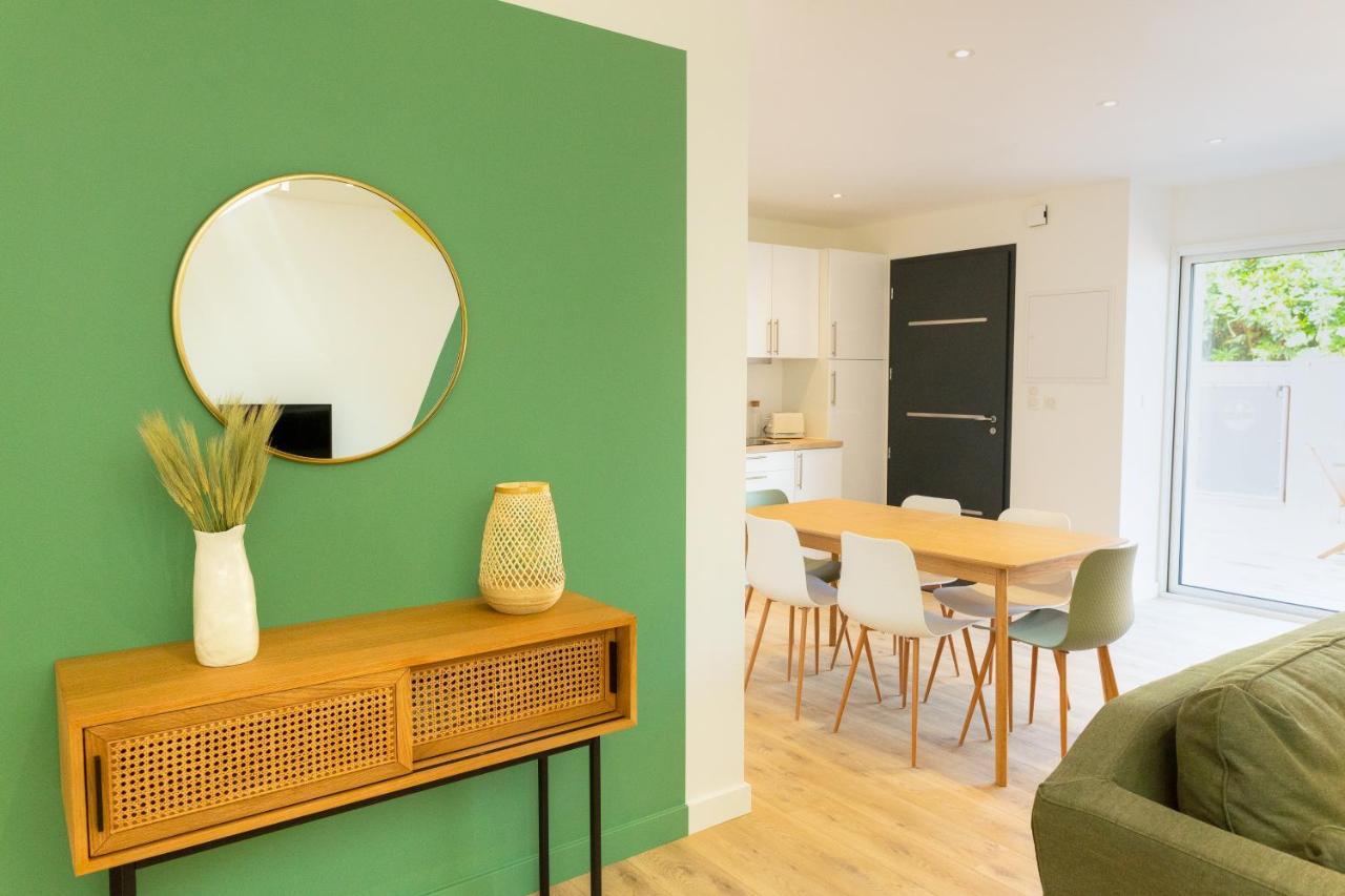 Residence Du Phare - 4 Appartements - 2 Chambres - Vue Mer Ou Terrasse コンブリ エクステリア 写真