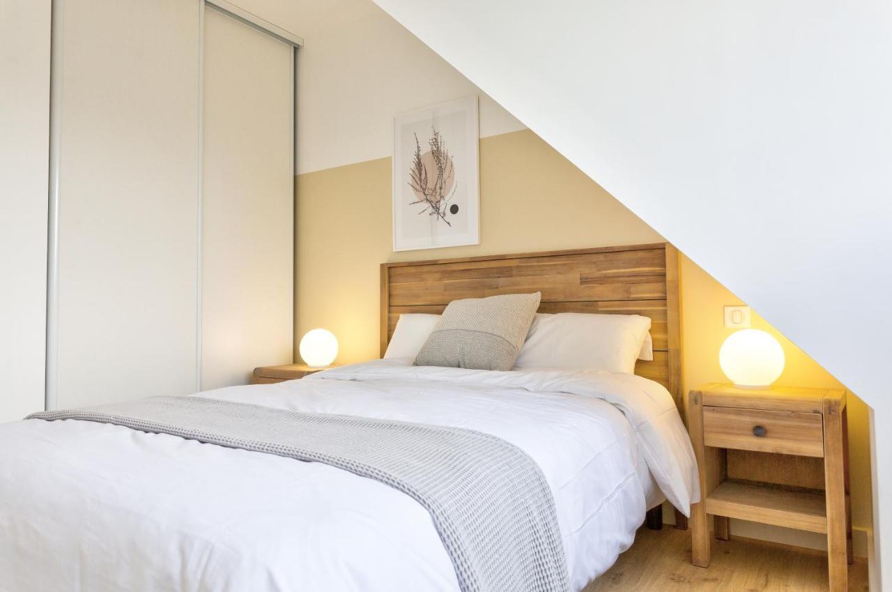 Residence Du Phare - 4 Appartements - 2 Chambres - Vue Mer Ou Terrasse コンブリ エクステリア 写真