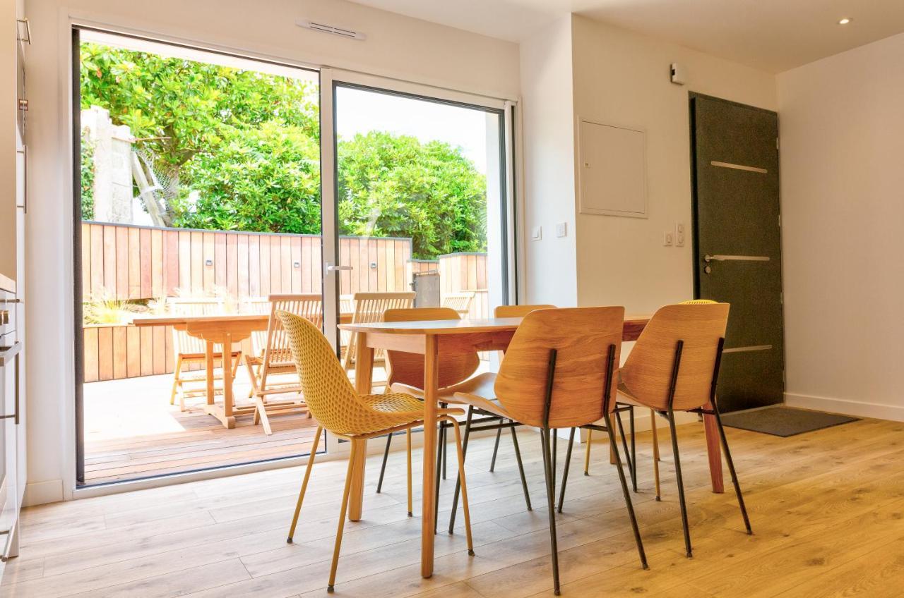 Residence Du Phare - 4 Appartements - 2 Chambres - Vue Mer Ou Terrasse コンブリ エクステリア 写真