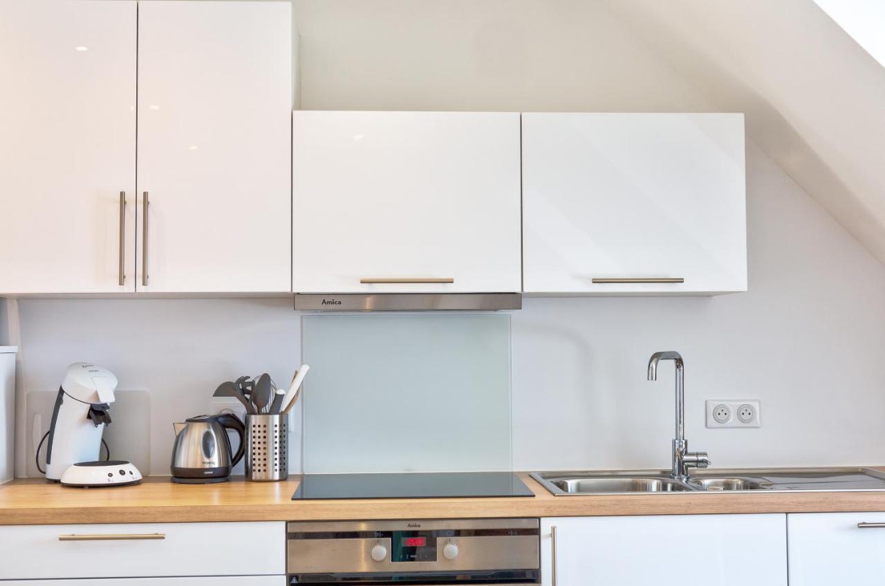 Residence Du Phare - 4 Appartements - 2 Chambres - Vue Mer Ou Terrasse コンブリ エクステリア 写真