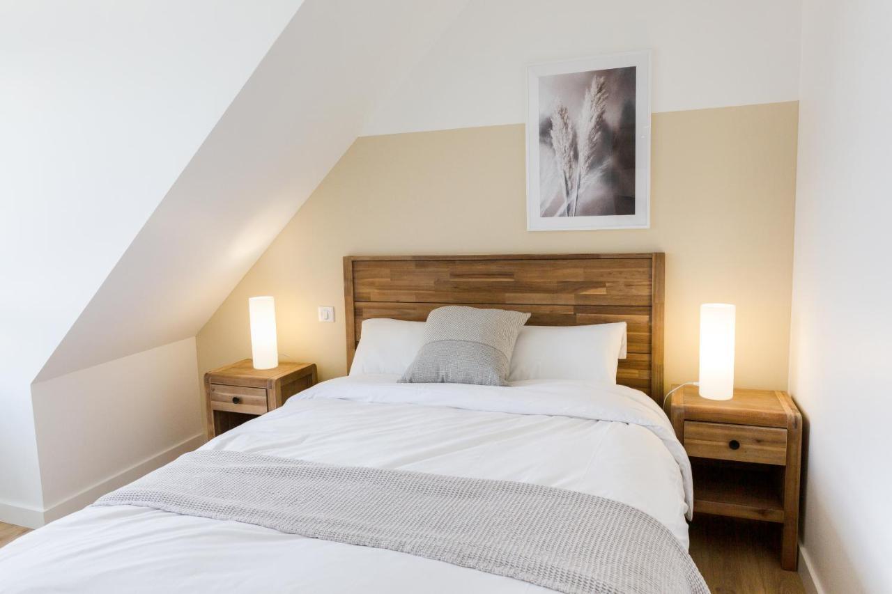 Residence Du Phare - 4 Appartements - 2 Chambres - Vue Mer Ou Terrasse コンブリ エクステリア 写真