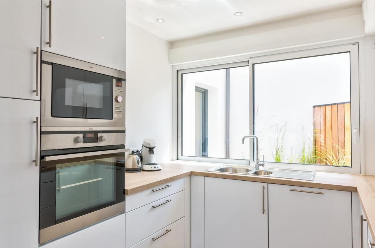 Residence Du Phare - 4 Appartements - 2 Chambres - Vue Mer Ou Terrasse コンブリ エクステリア 写真