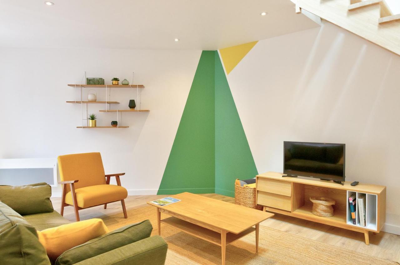 Residence Du Phare - 4 Appartements - 2 Chambres - Vue Mer Ou Terrasse コンブリ エクステリア 写真